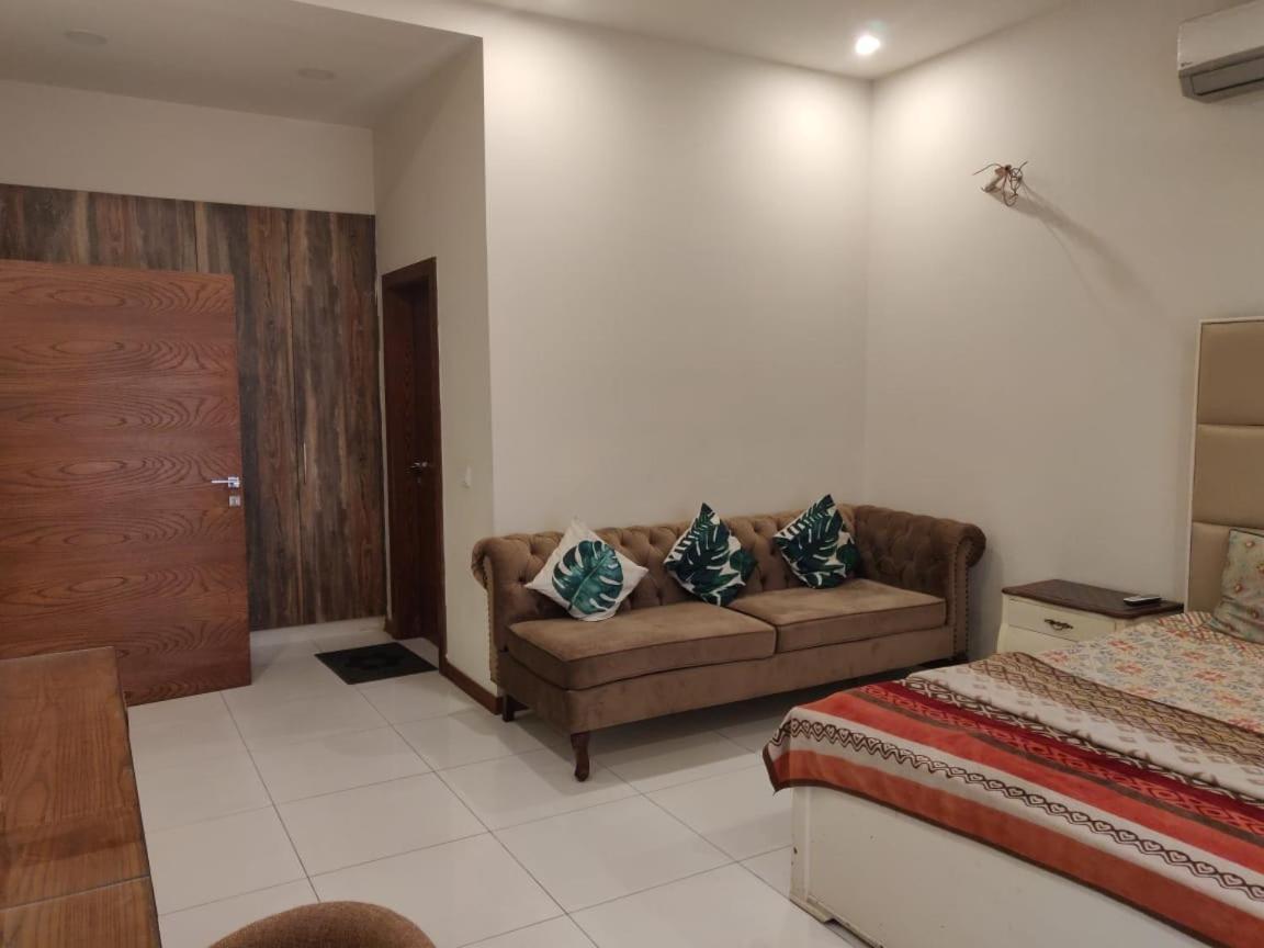 Zaib Guest House E-11 اسلام اباد المظهر الخارجي الصورة