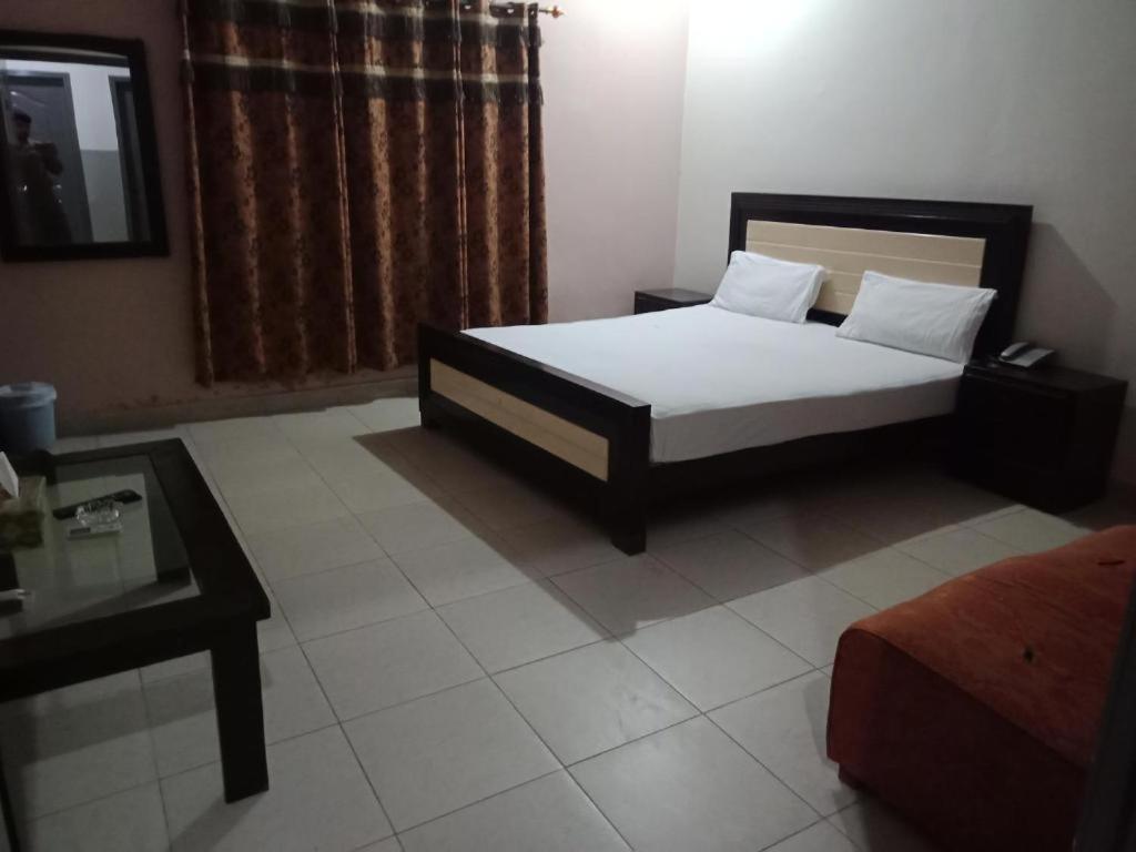 Zaib Guest House E-11 اسلام اباد المظهر الخارجي الصورة